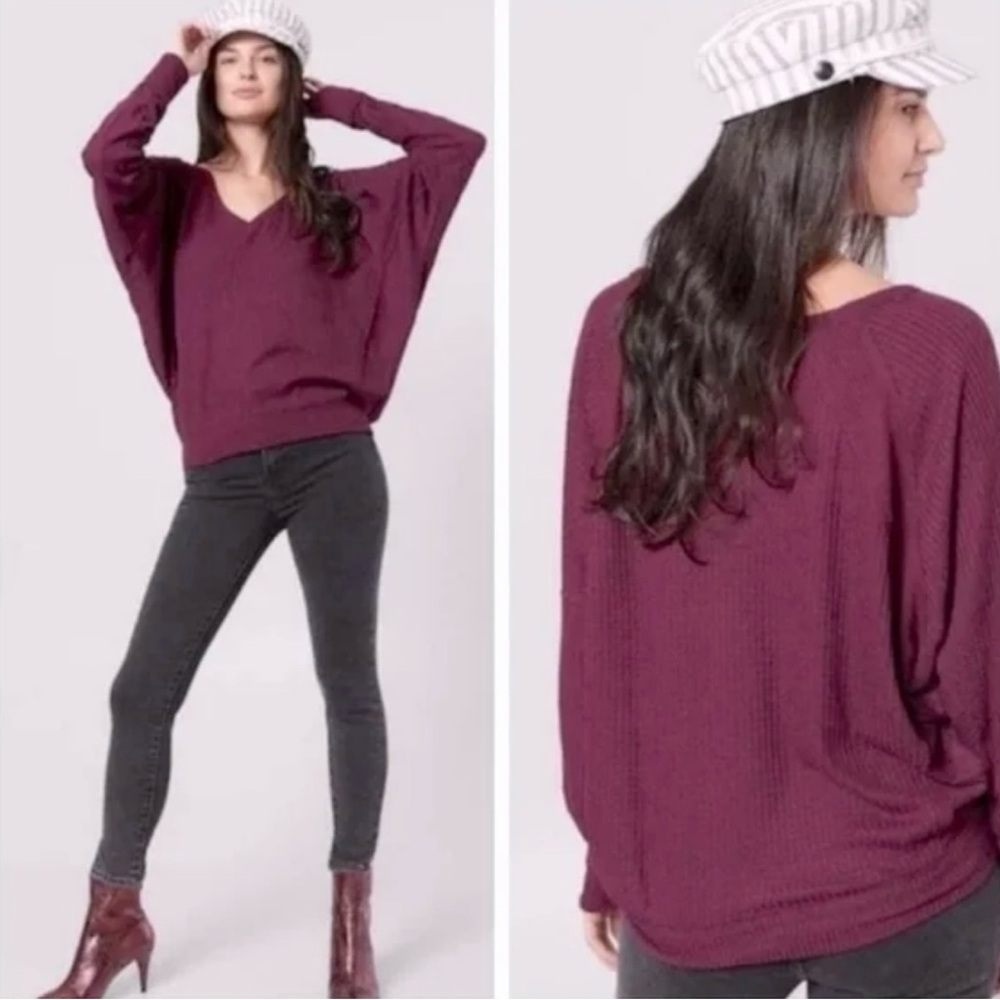 🌸NWT🌸 Free People Santa Clara Thermal Long Sleeve V-Neck Top  Size Medium